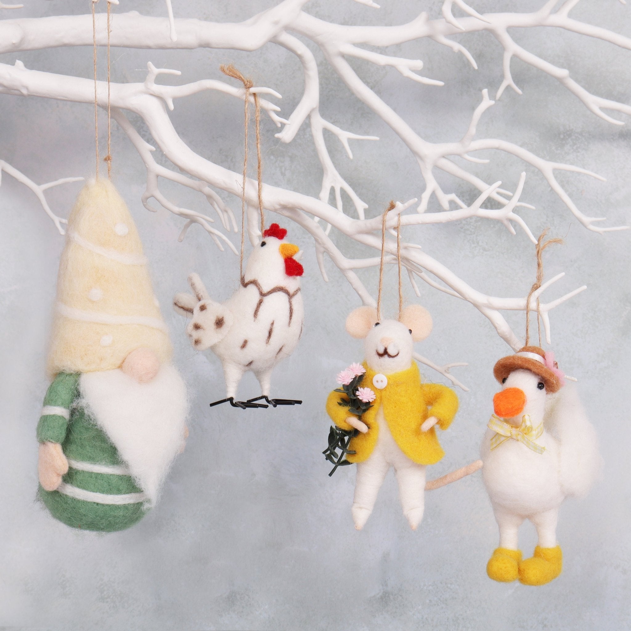 Trimits Mini Needle Felting Kit: Chicken | Buy Online from The Home Crafters