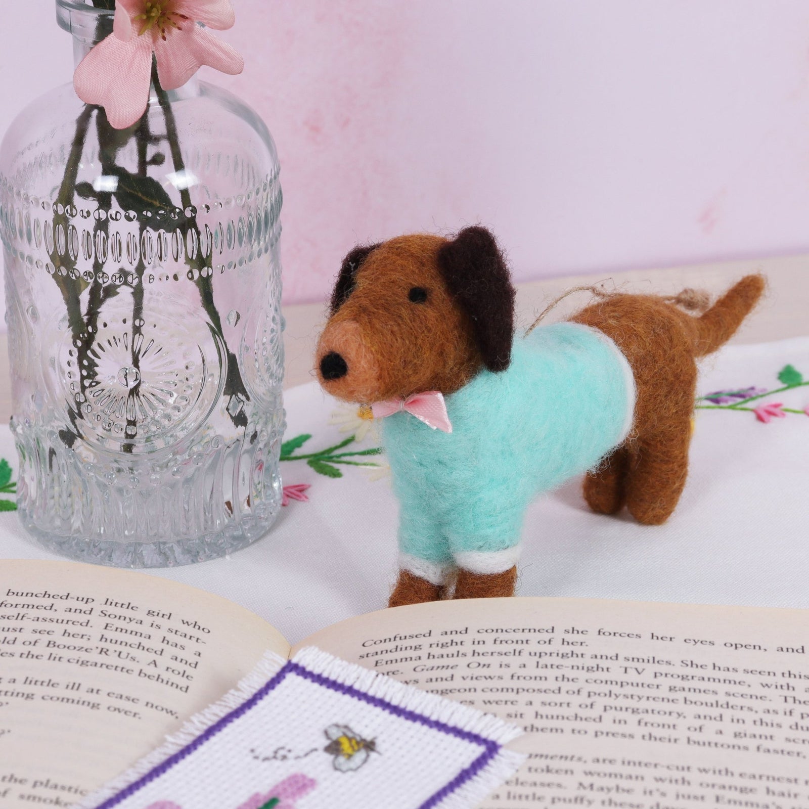 Trimits Mini Needle Felting Kit: Dachshund | Buy Online from The Home Crafters