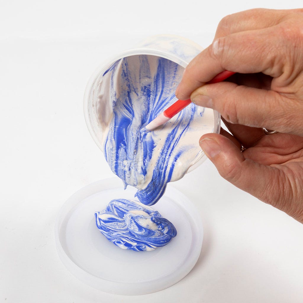 Craft Kit: Resin Casting - Round Trinket Tray | Buy Online from The Home Crafters