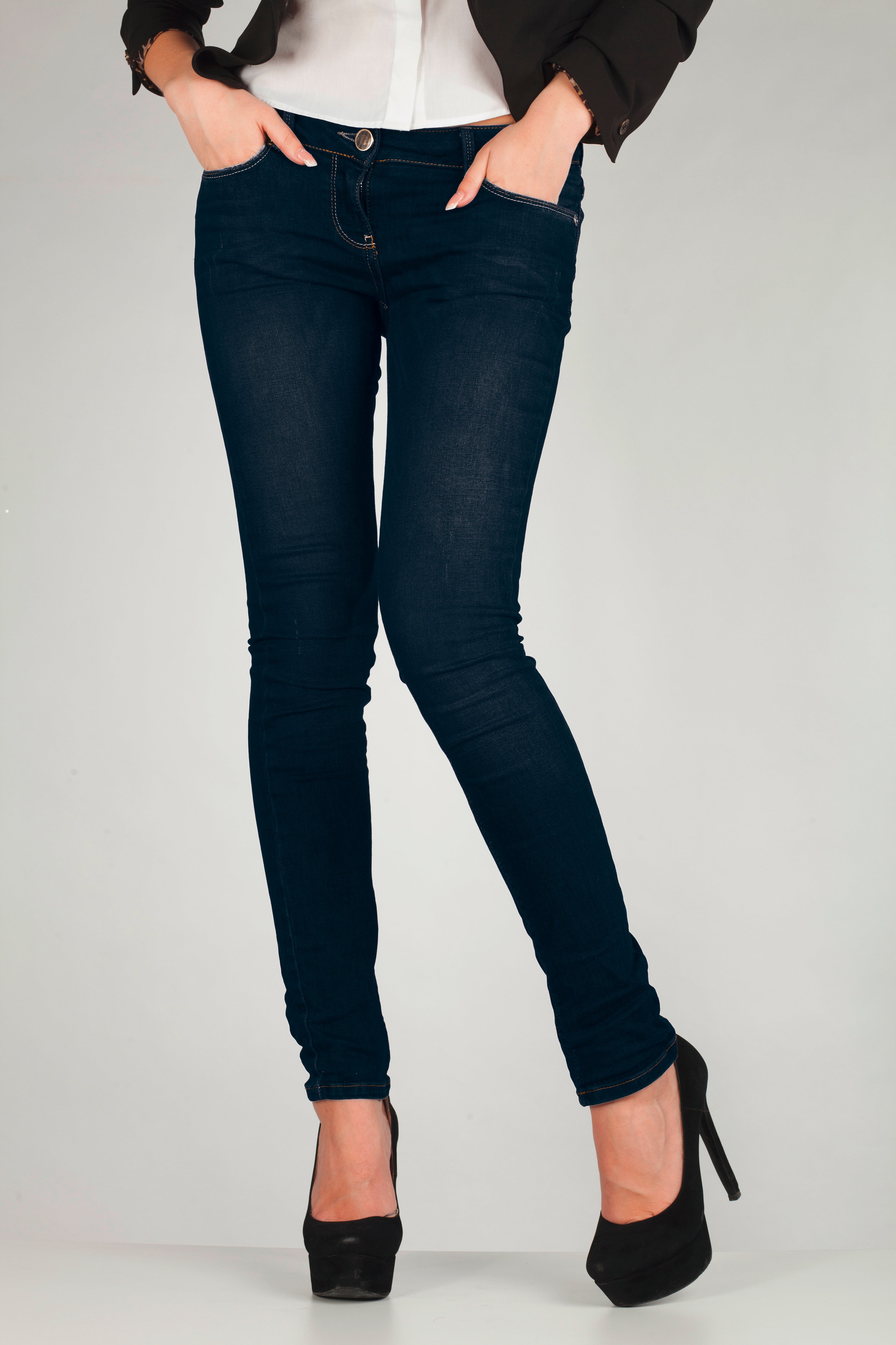 Dylon Machine Dye Pod: 41 Jeans Blue