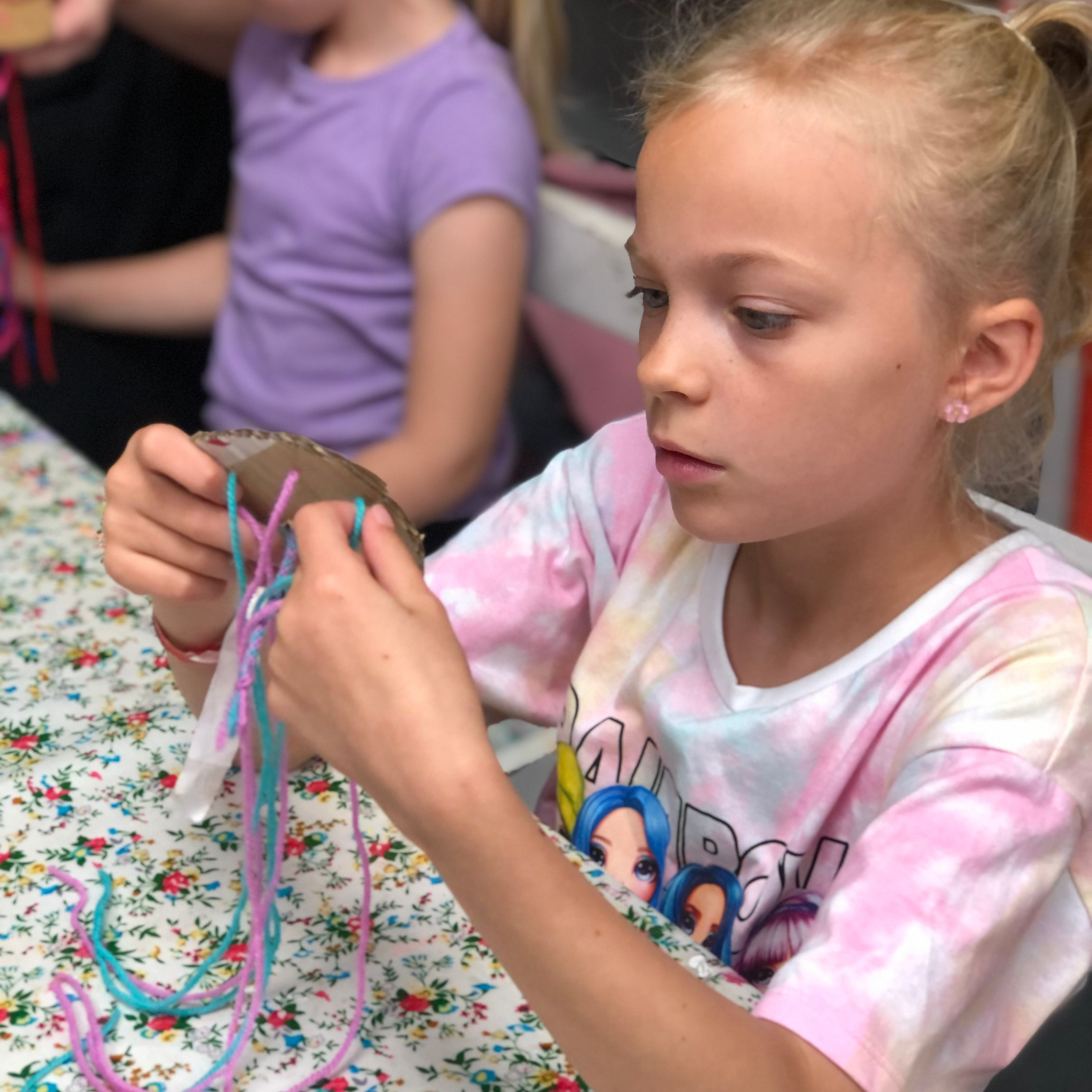 Kids Craft Workshops: Jellyfish Friendship Bracelets - Tuesday 25th August
