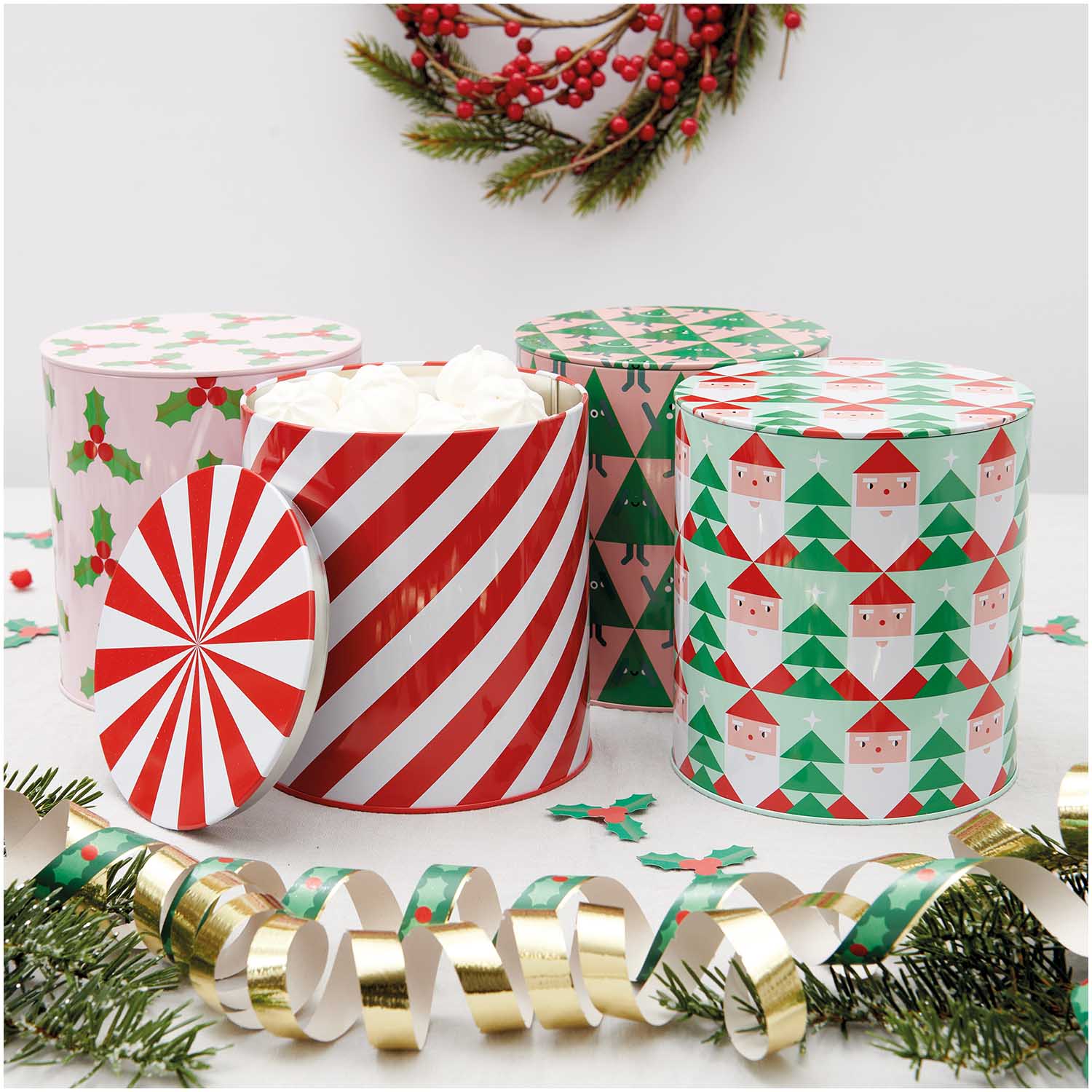 Paper Poetry Party Streamers - Merry Christmas