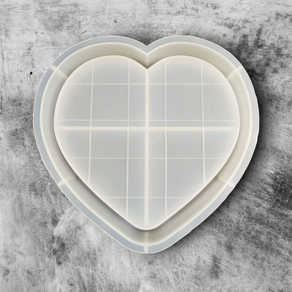 Large Silicone Mould: Checkered Love Heart Tray - 19cm