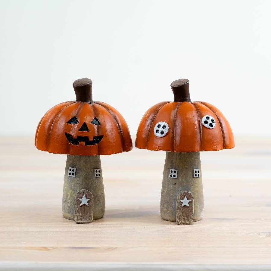 Pumpkin Roof Mushroom House Autumn Ornament – 11cm