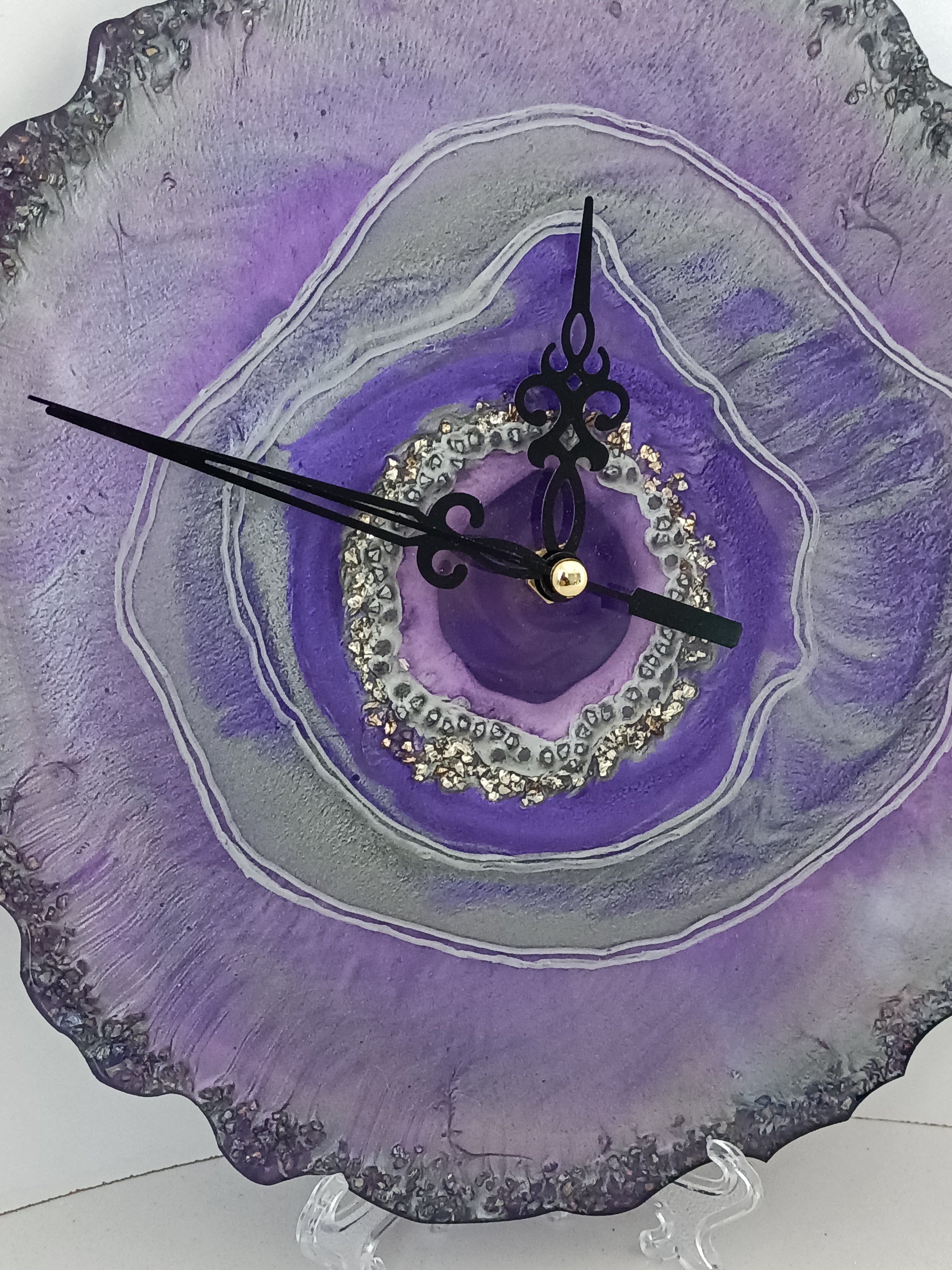 Handpoured Resin: Agate Clock