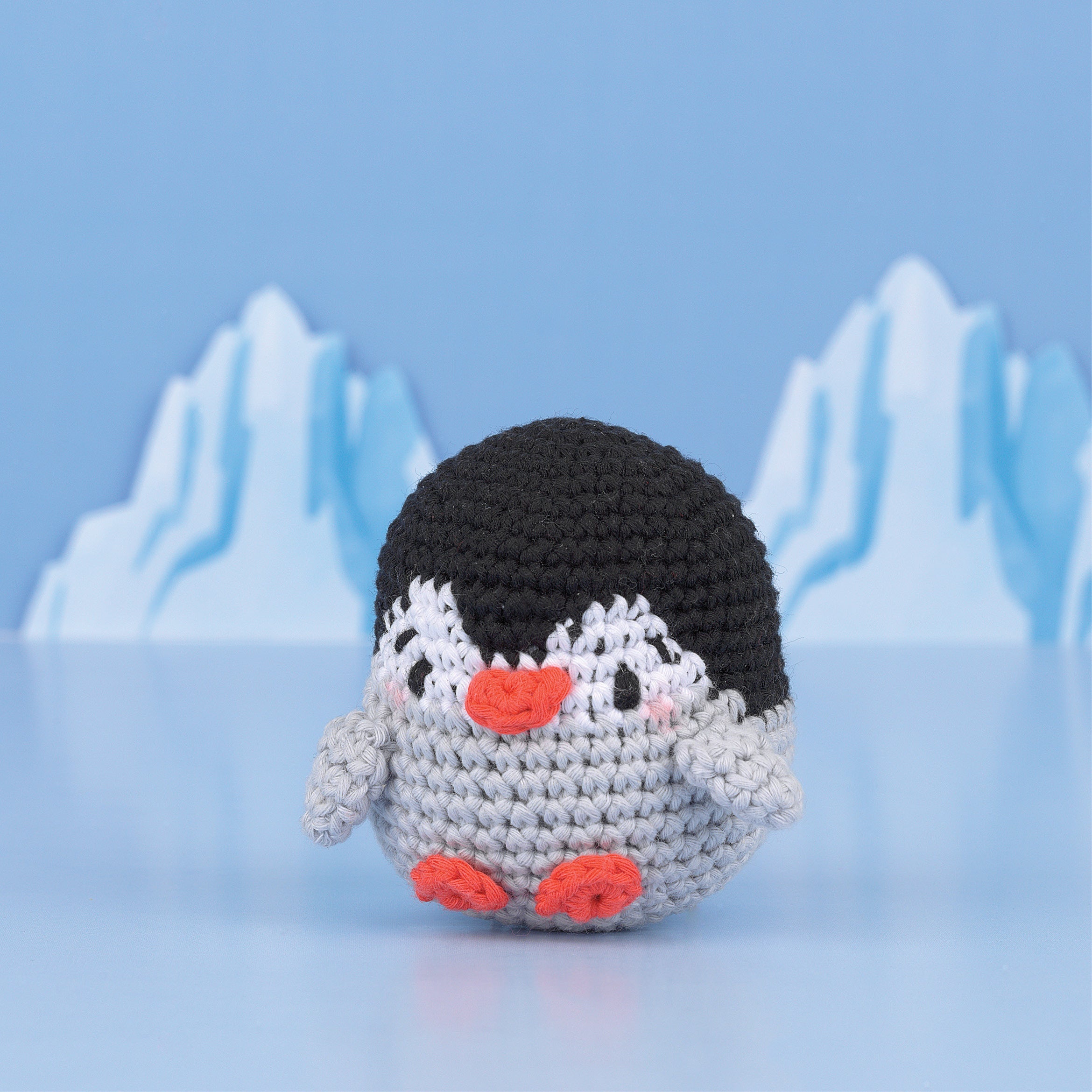 Knitty Critters Hello Adorables Crochet Kit: Pippen The Penguin