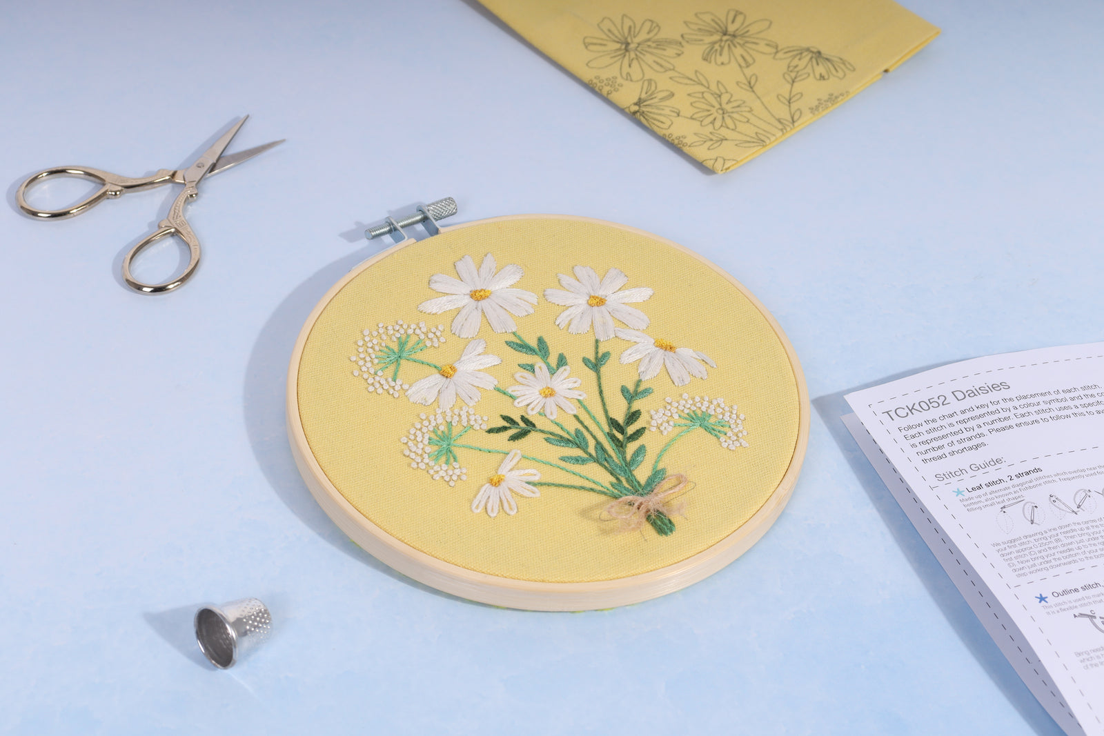 Trimits Embroidery Kit with Hoop: Daisies