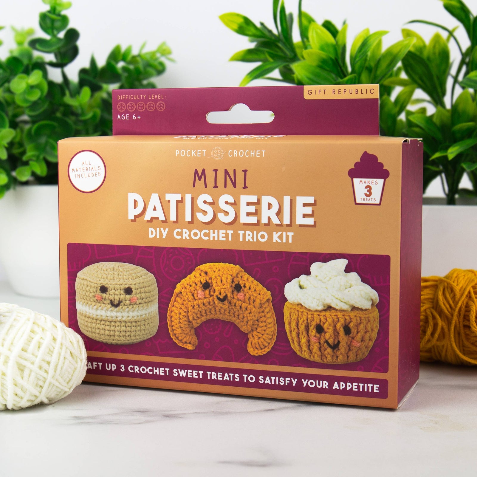 Pocket Crochet Craft Kits – Mini Patisserie