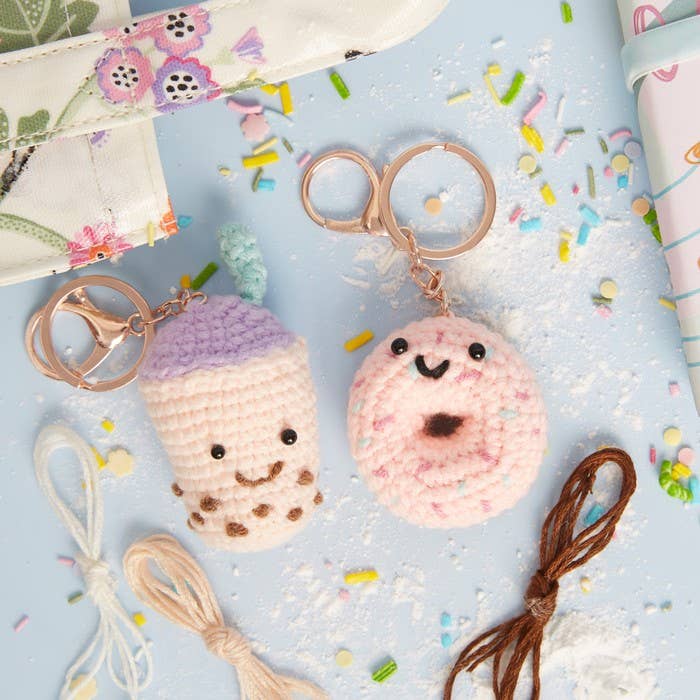 Simply Make Crochet Craft Kit -  Time For Treats Key Ring Duo