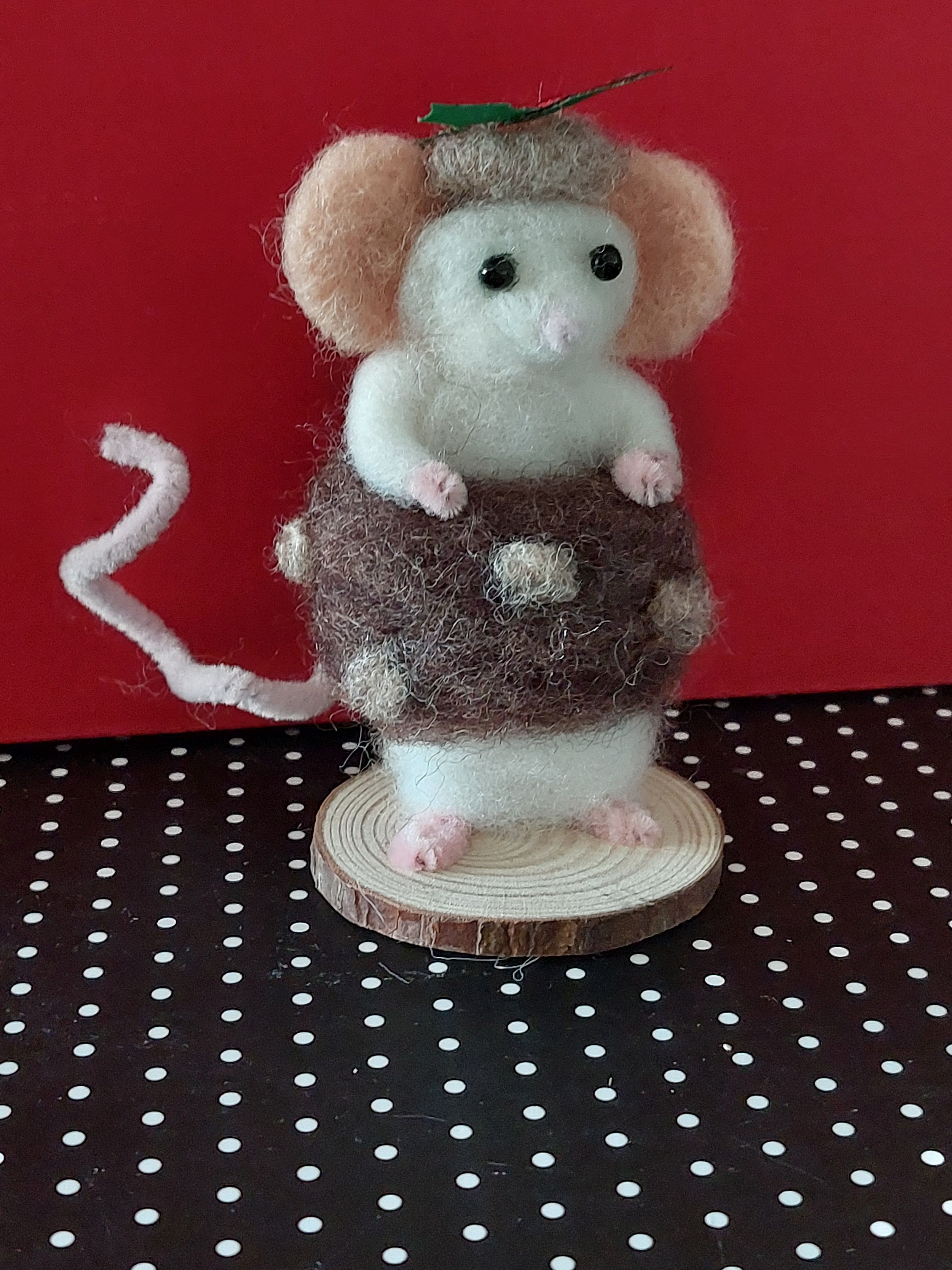 Pudding Mouse - Fairy Fae Handmade Needle Felt Decoration