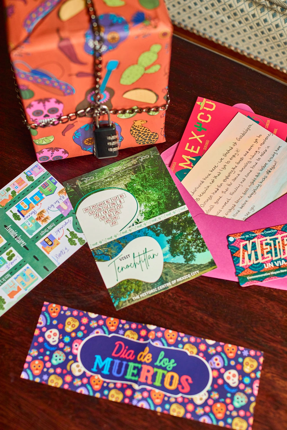 Padlock'd Mexico: An Escape Room Lock and Chain Game