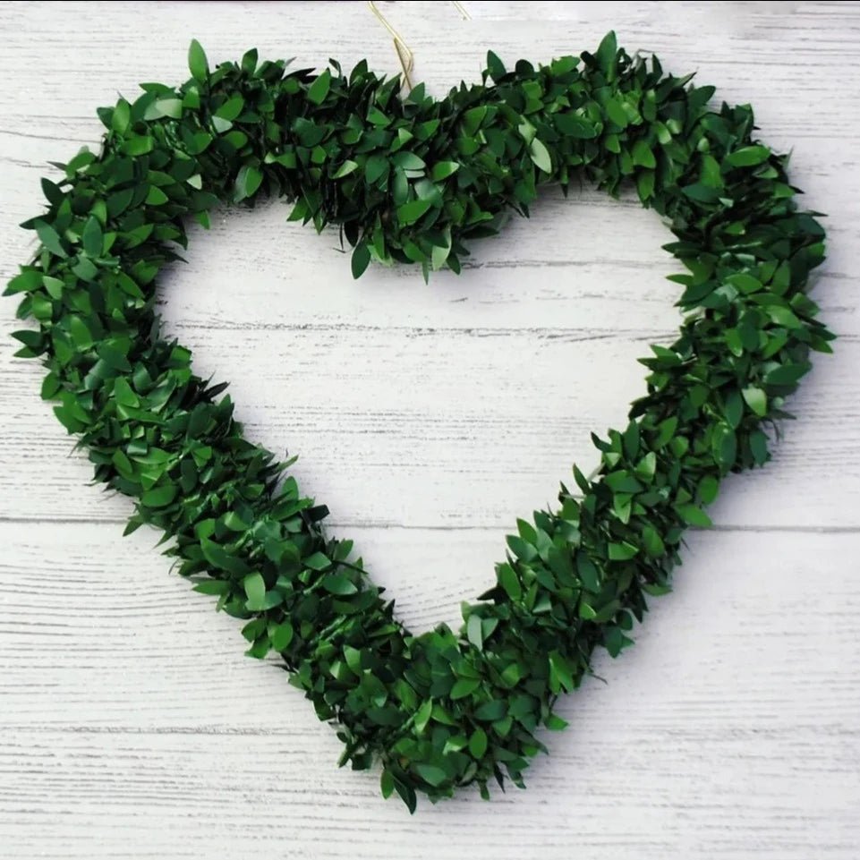 Flat Wire Heart Wreath Frame | Buy Online from The Home Crafters