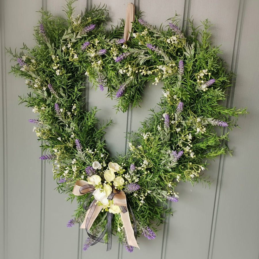 Flat Wire Heart Wreath Frame | Buy Online from The Home Crafters