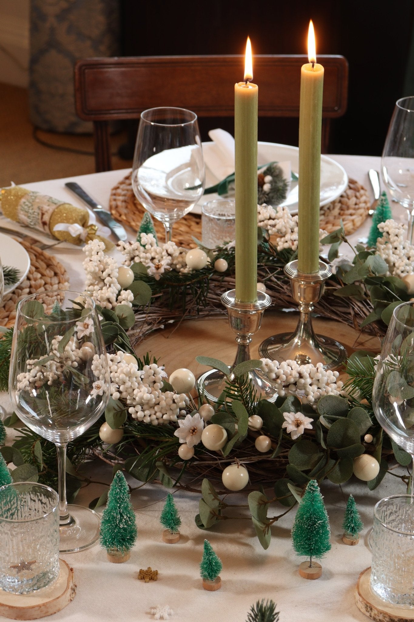 Large 25mm Berries: 1 bunch of 6 Stems - various | Buy Online from The Home Crafters
