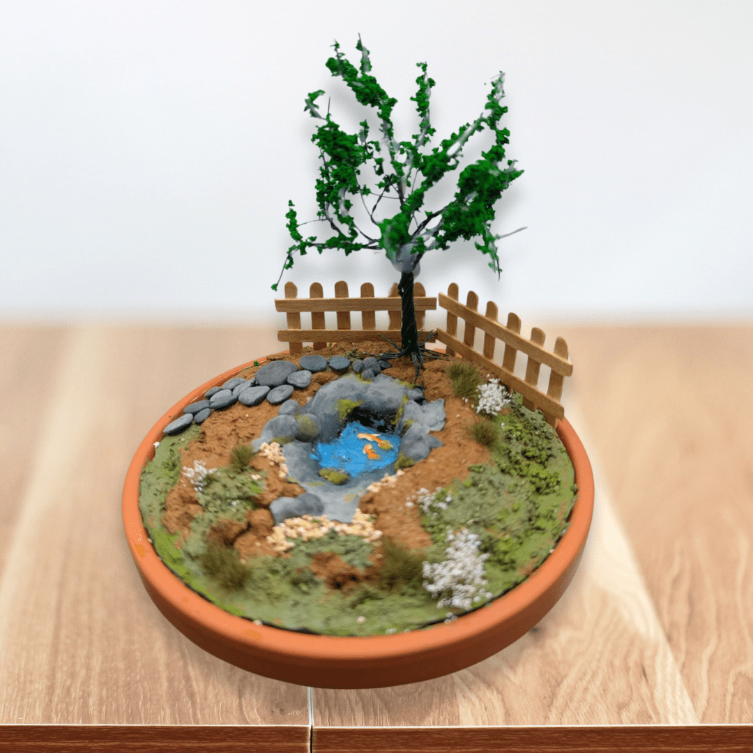 Mini Diorama - Mondays 11 <b>+</b> 18th August | Buy Online from The Home Crafters