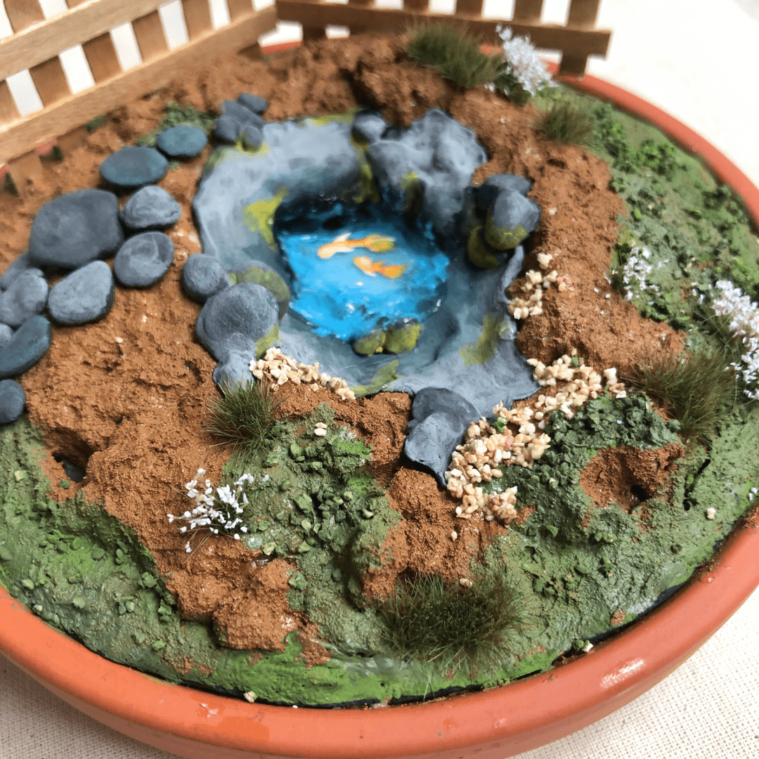 Mini Diorama - Mondays 11 <b>+</b> 18th August | Buy Online from The Home Crafters
