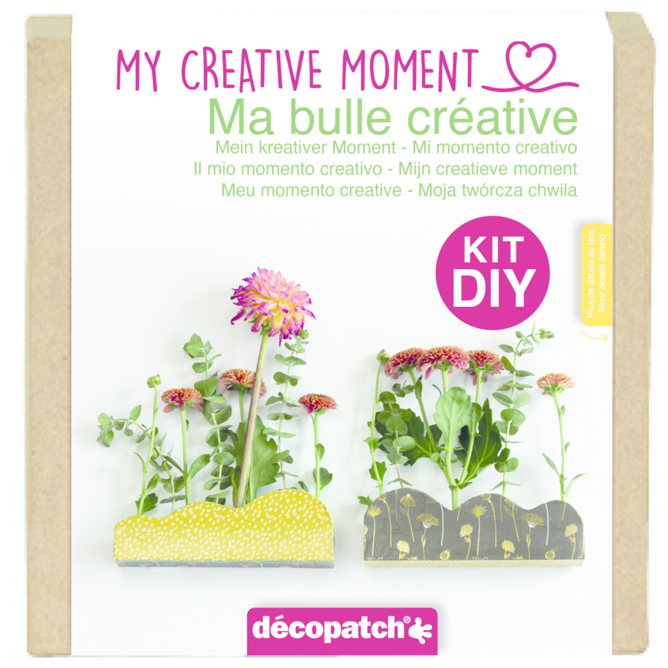 Decopatch My Creative Moment Kit - Flower Wall Shelves