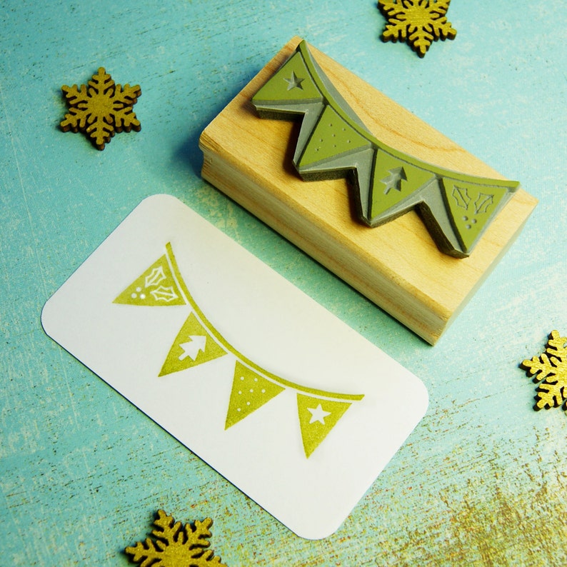 Skull & Cross Buns Artisan Rubber Stamp - Christmas Flag Bunting